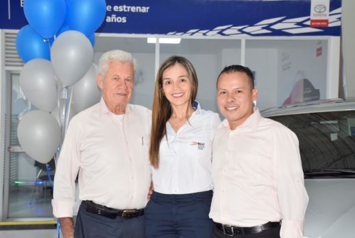 Eduardo Tovar, Jennifer Zambrano y Luis Fernando Montenegro.